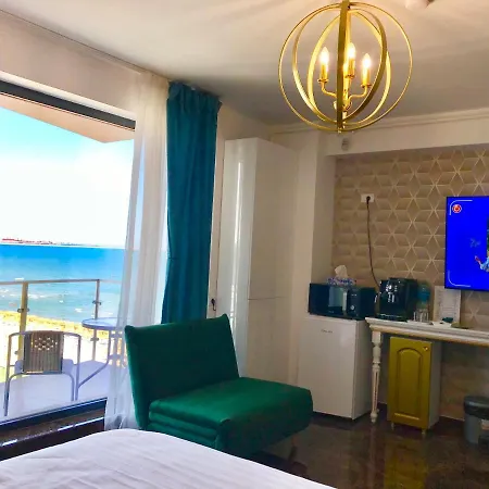 Anias Front View Of The Black Sea 48b Apartmán